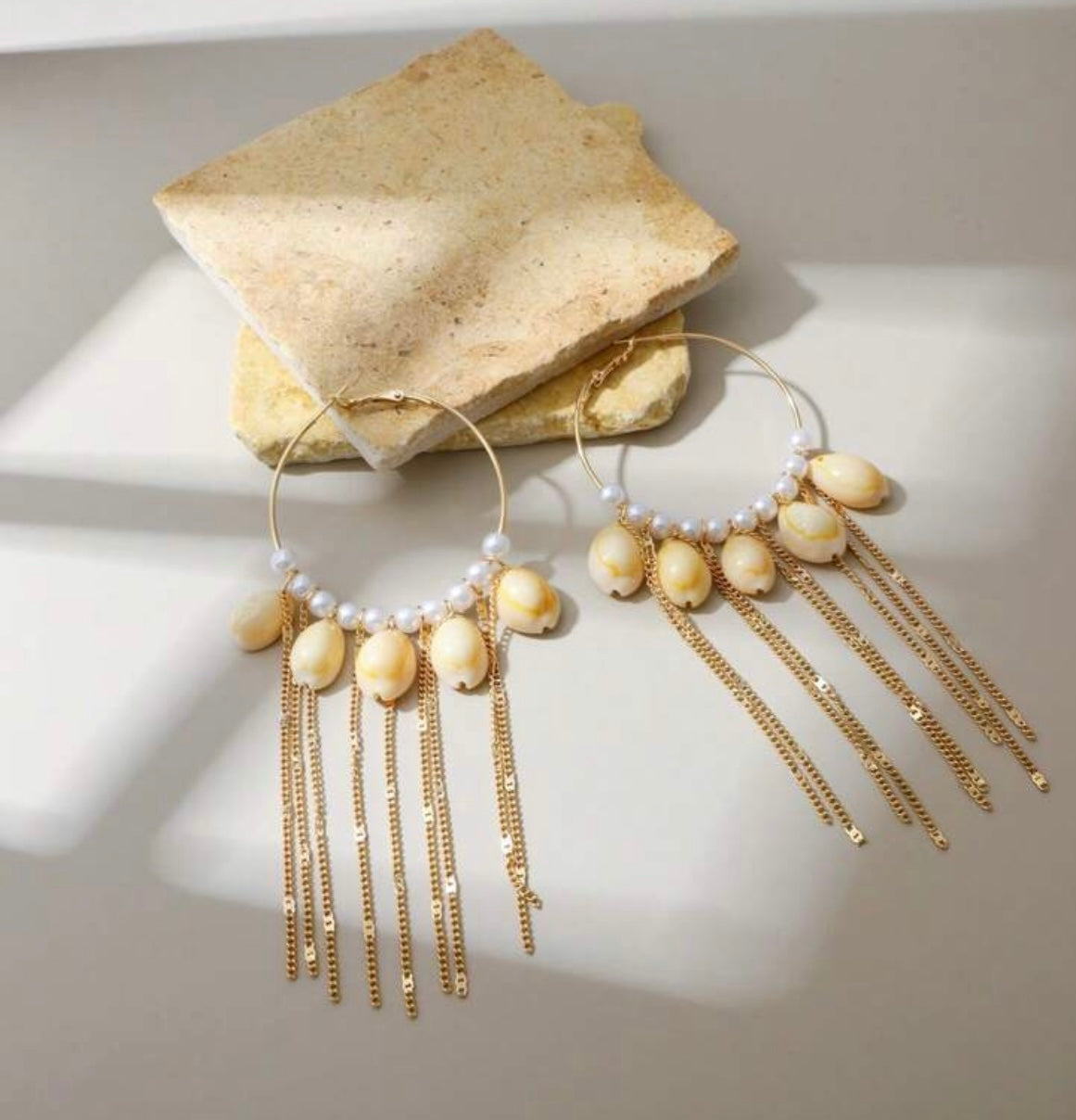 Beach Bliss Cowrie Chandelier