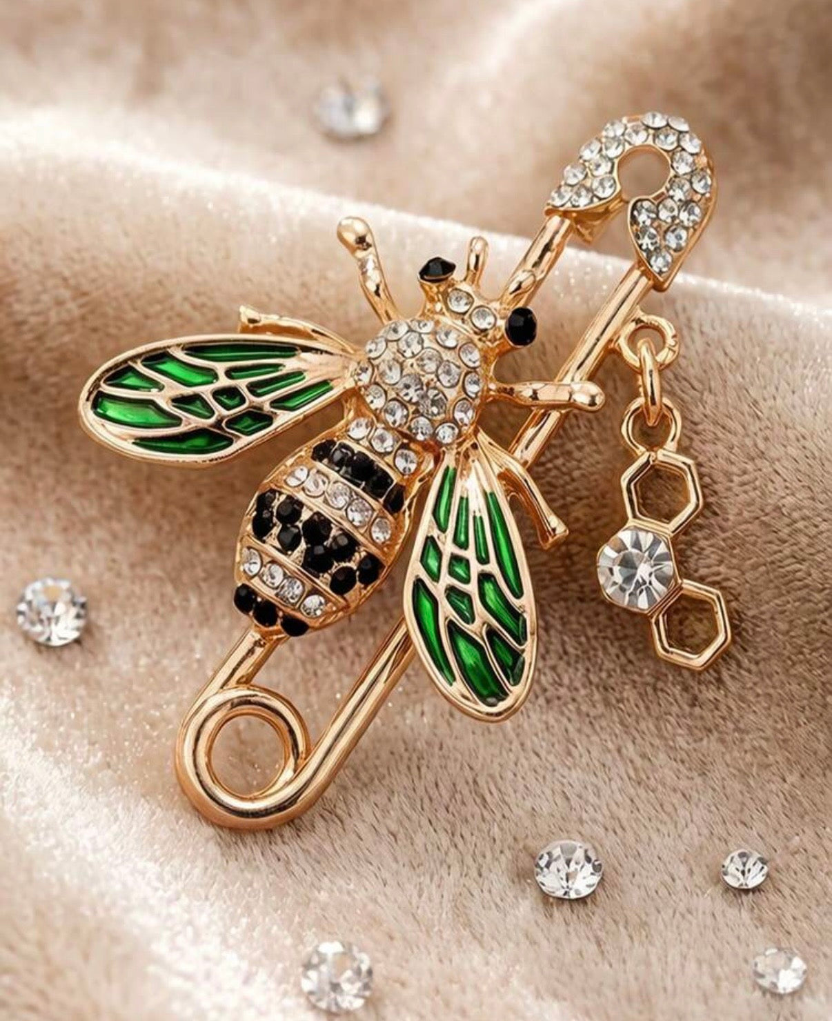 MellRose Lapel Pins