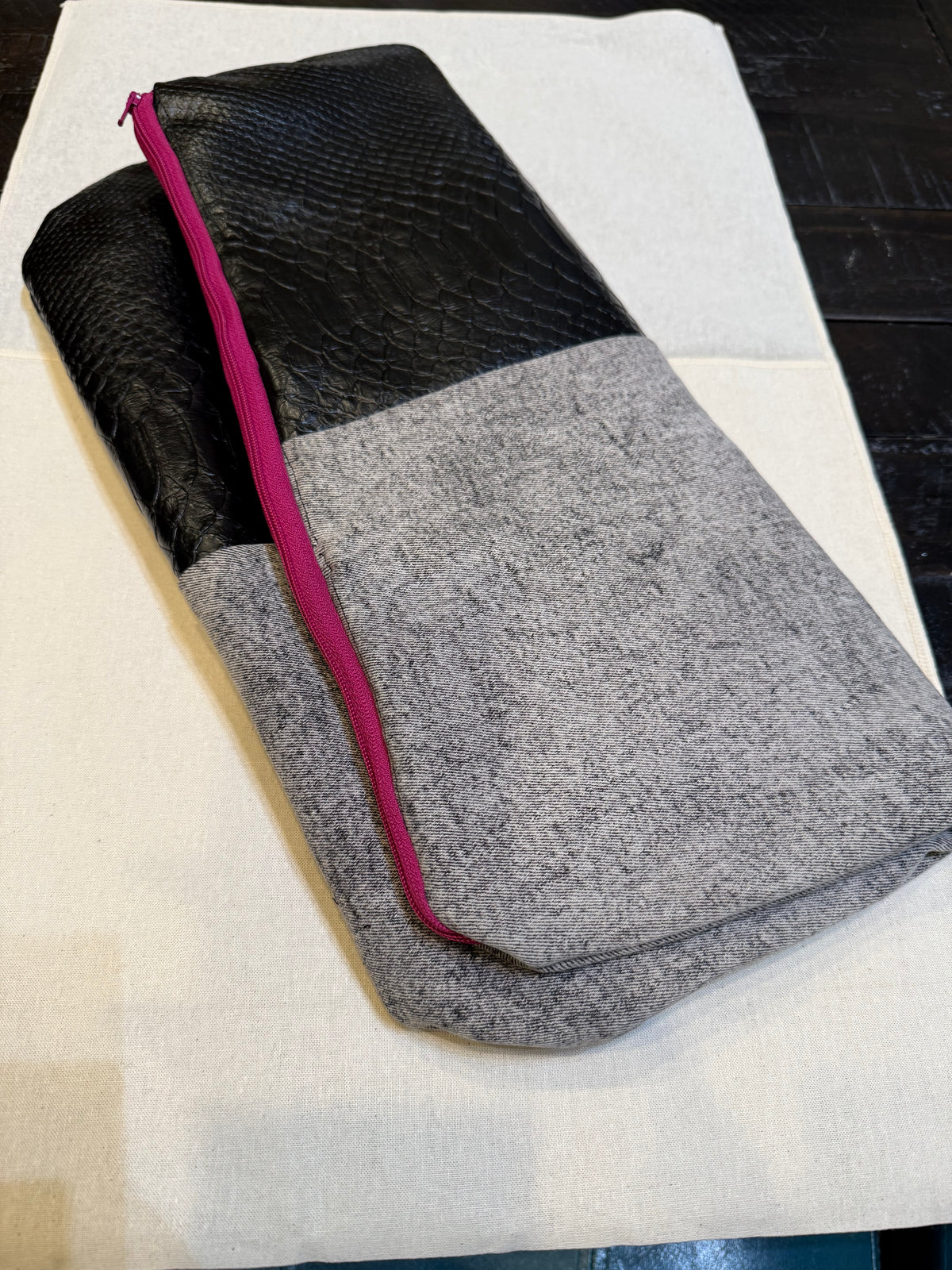 Rebel Clutch