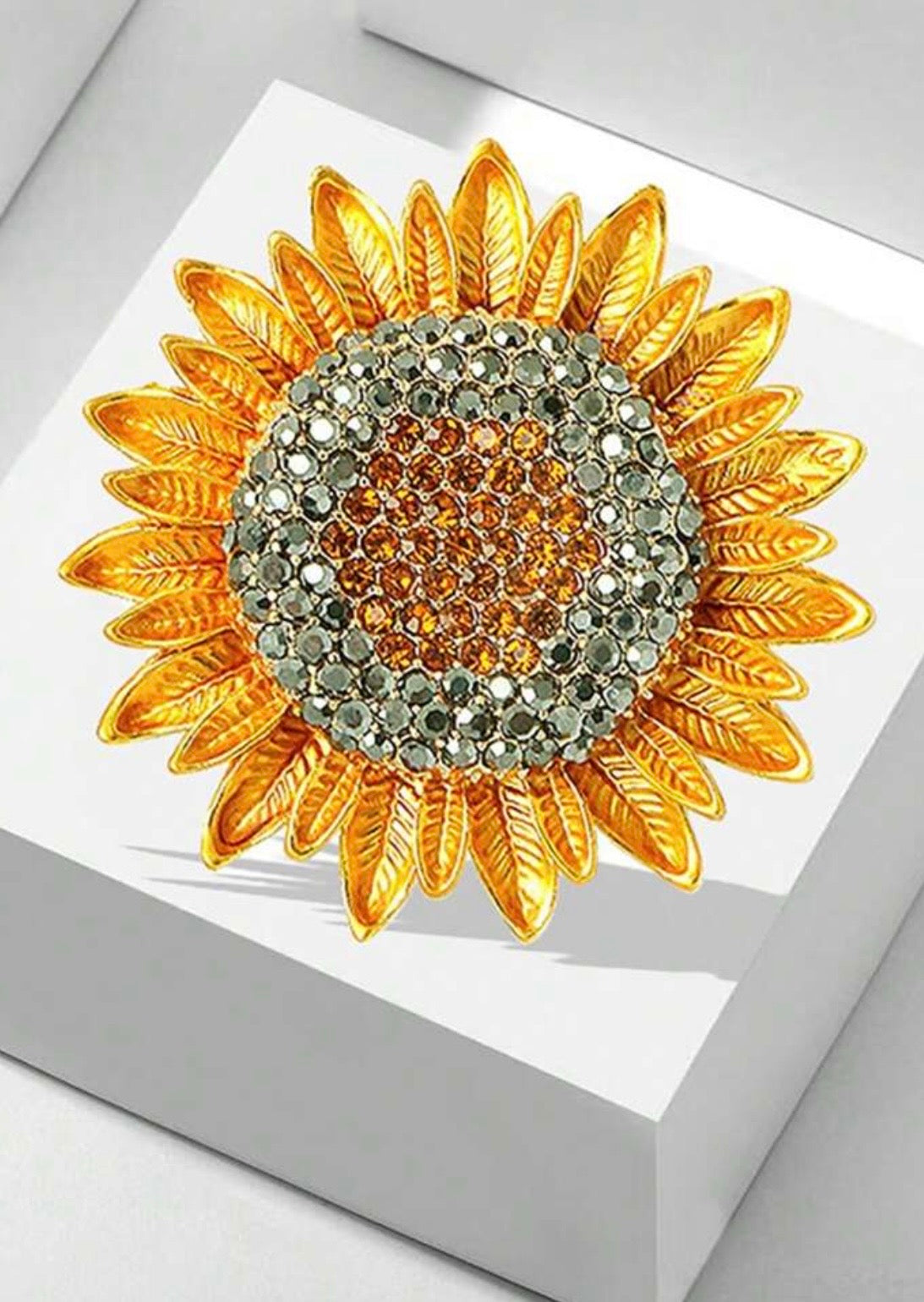 MellRose Lapel Pins