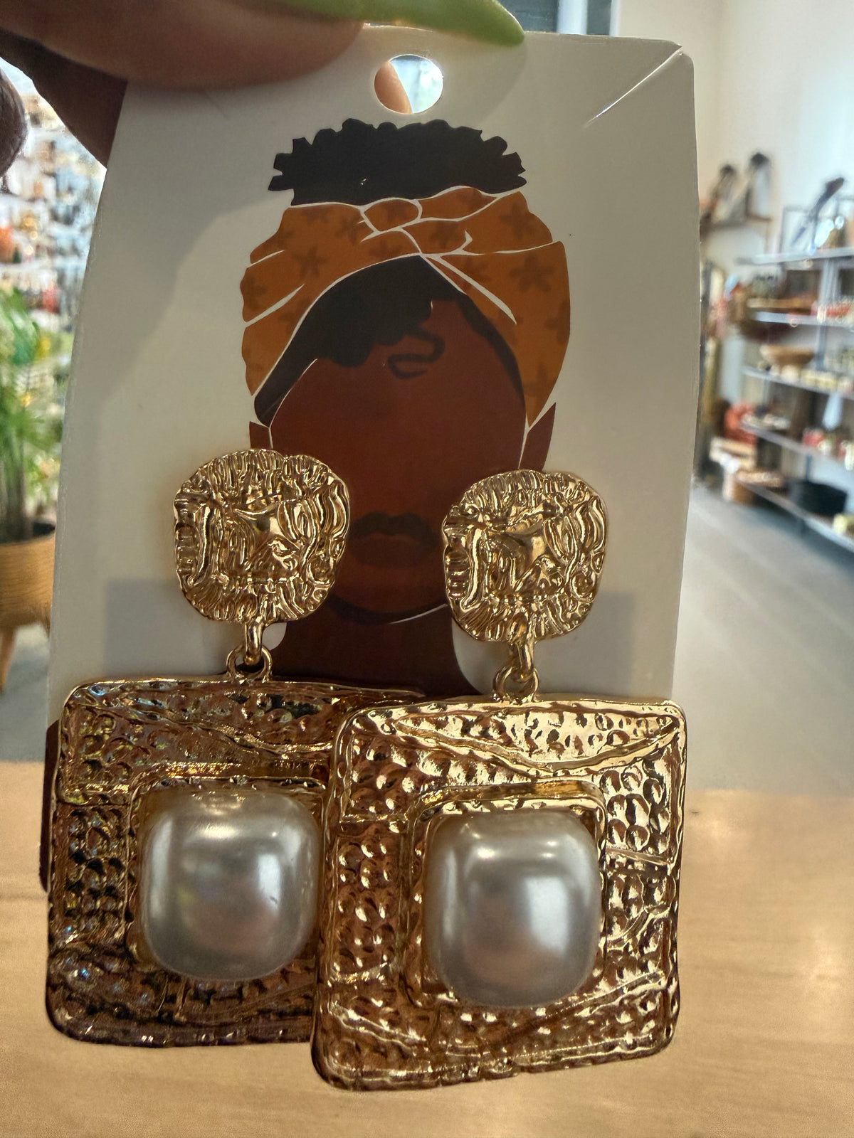 Gold Vintage Pearl Earrings